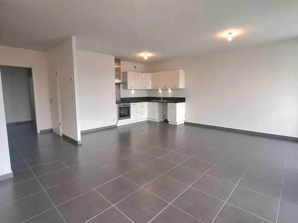 Appartement Nancy -80m² /3 pièces + 2 places de stationnement couvert