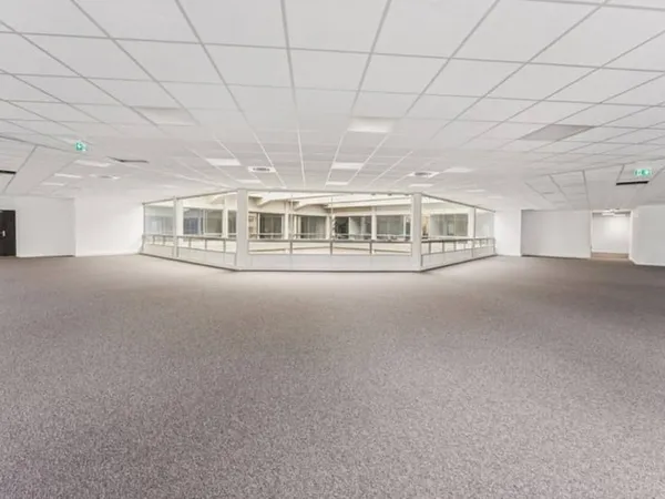 Bureaux 3176 m²