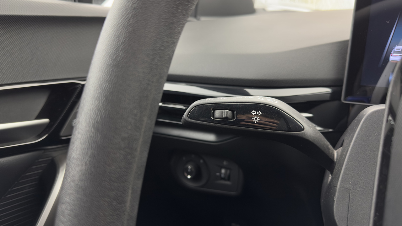 MG4 Electric 51kWh - 125 kW 2WD — photo 14