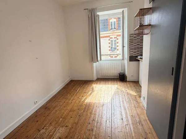 Appartement 1 pièce 13 m²