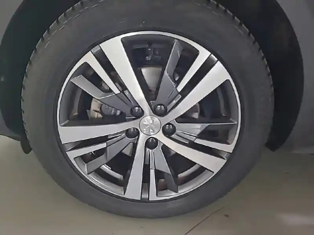 Peugeot 5008 bluehdi 130ch s&amp;s eat8 — photo 37