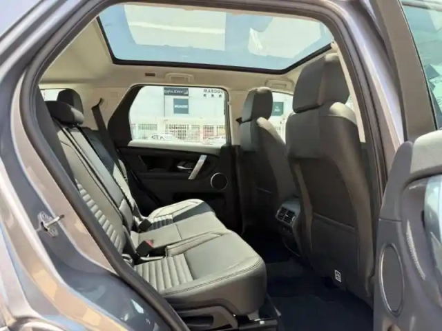 Land Rover Discovery Sport 1.5 p270e phev 269ch dynamic s — photo 13