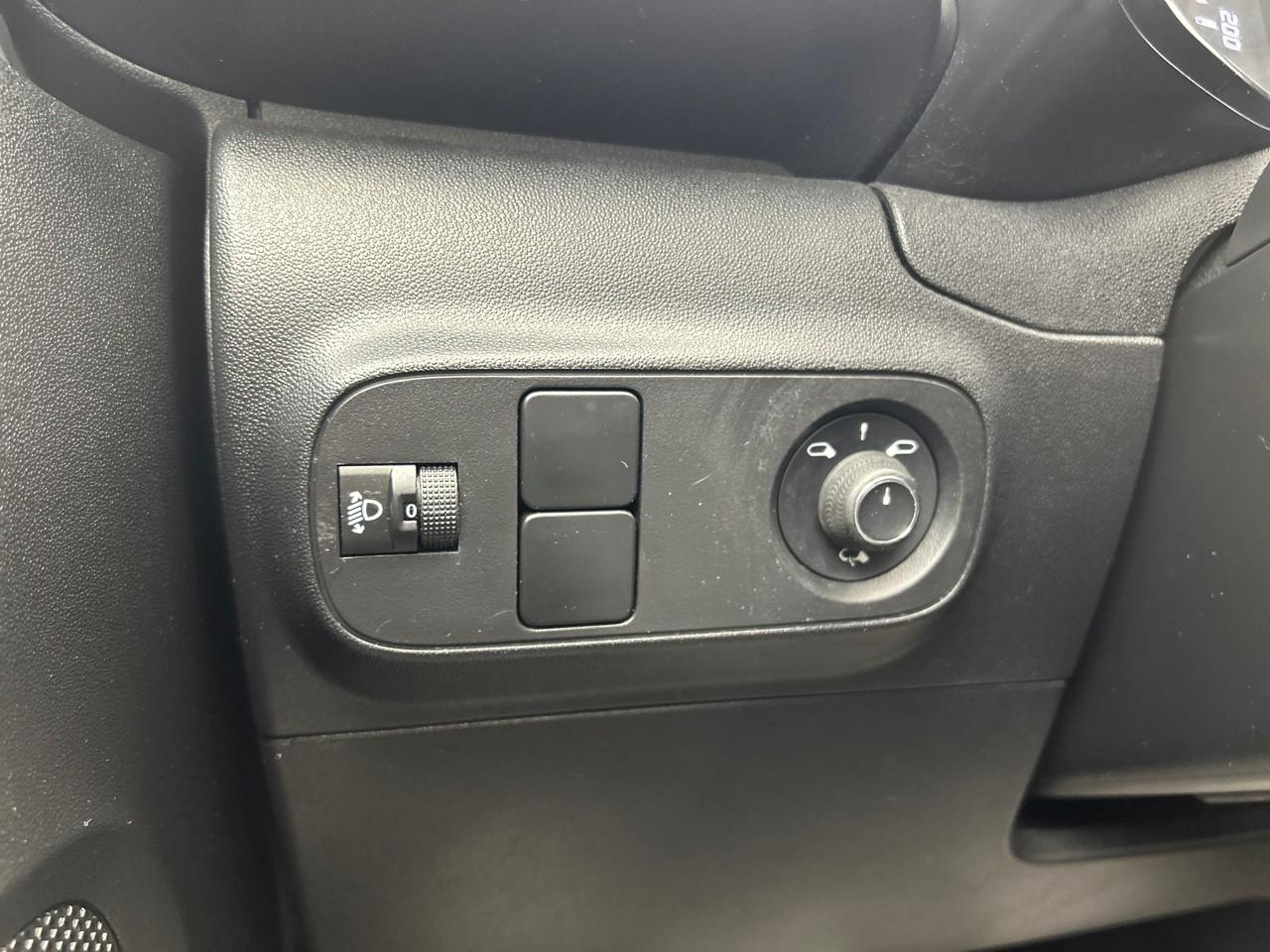 Citroën C3 bluehdi 100 bvm6 you — photo 21