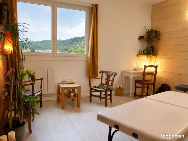 Bureau / local professionnel 18 m² - Besançon - 330 toutes charges comprises
