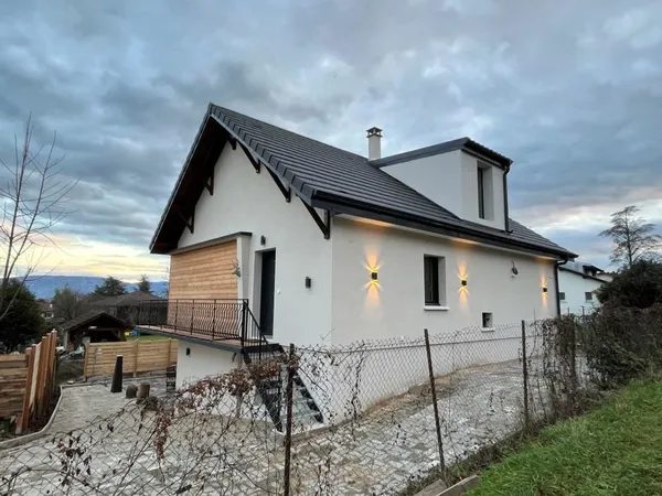 Maison-appartement, 15 min Genève, type T5 133 m, 4 chambres