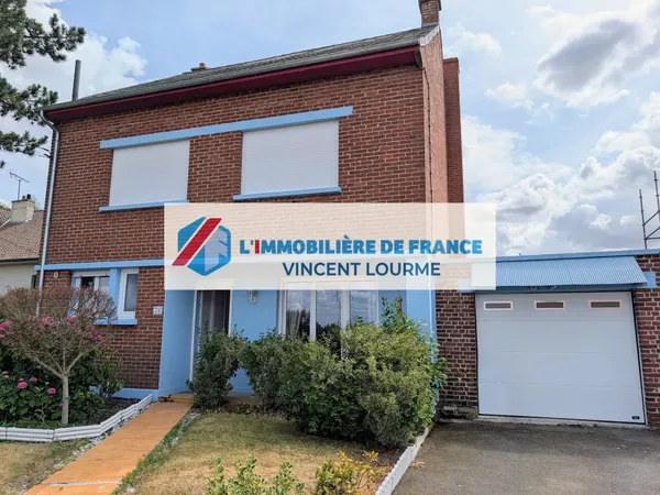 Maison individuelle sur 1000m² de terrain clos