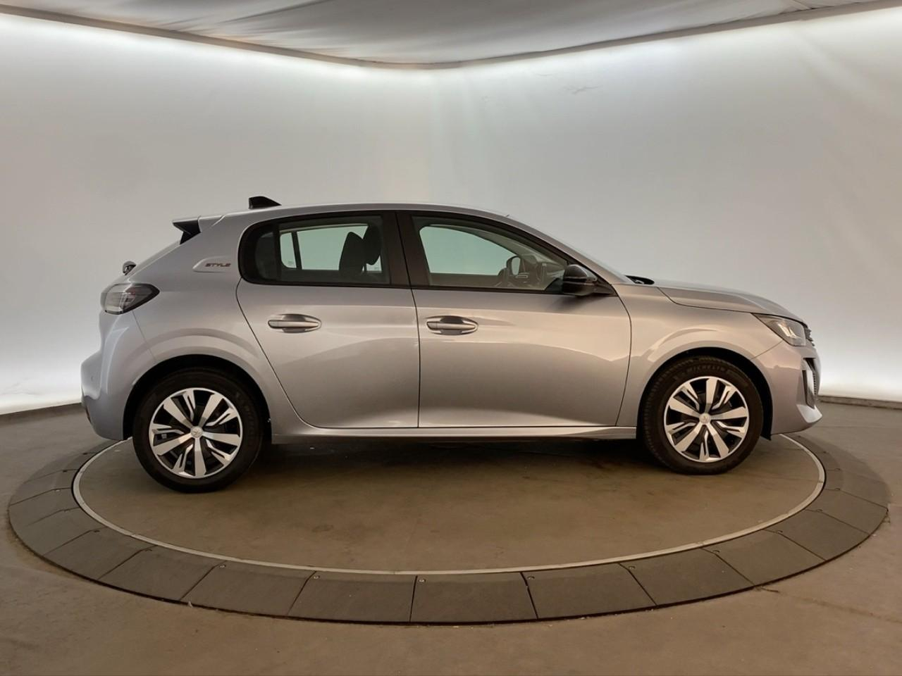 Peugeot 208 100 s&s bvm6 style — photo 4