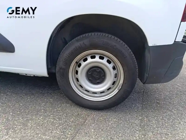 Peugeot Partner fourgon standard 650 kg puretech 110 s&amp;s bvm6 — photo 11
