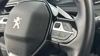 Peugeot 208 e-208 136ch Allure — photo 17
