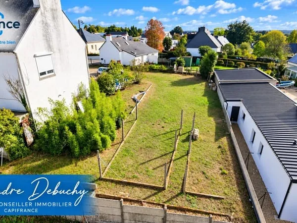TERRAIN À VENDRE À BAUD CENTRE - 566 M² EN IMPASSE