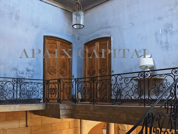 Appartement 6 pièces 230 m²