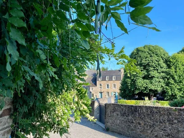 Maison 8 pièces 240 m²