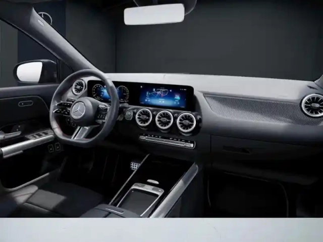 Mercedes Gla 250 e hybrid eq amg line — photo 9