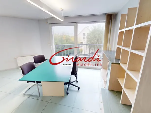 PFASTATT CENTRE , LOCAL COMMERCIAL DE 97.29M2 AVEC 2 PARKING