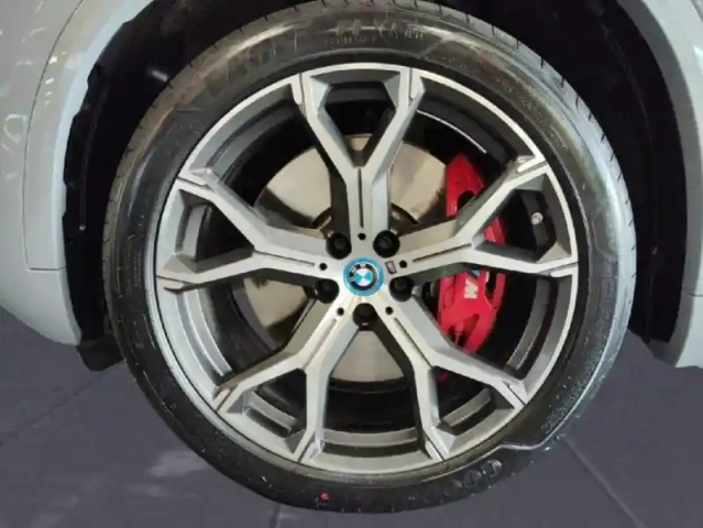 Bmw X5 xdrive50e 489ch m sport — photo 10