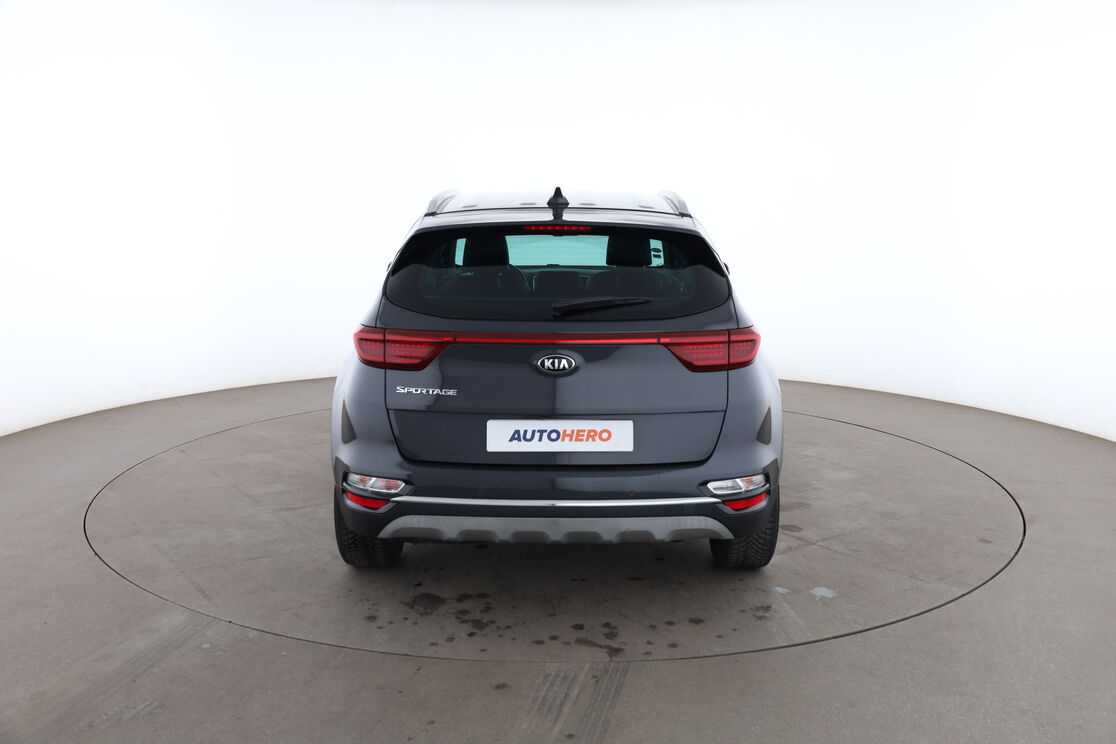 Kia Sportage 1.6 CRDi ISG Design 2WD — photo 4
