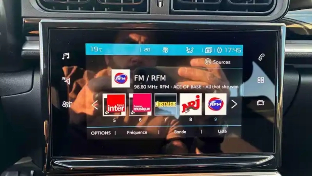 Citroën C3 puretech 83 s&amp;s bvm5 — photo 19