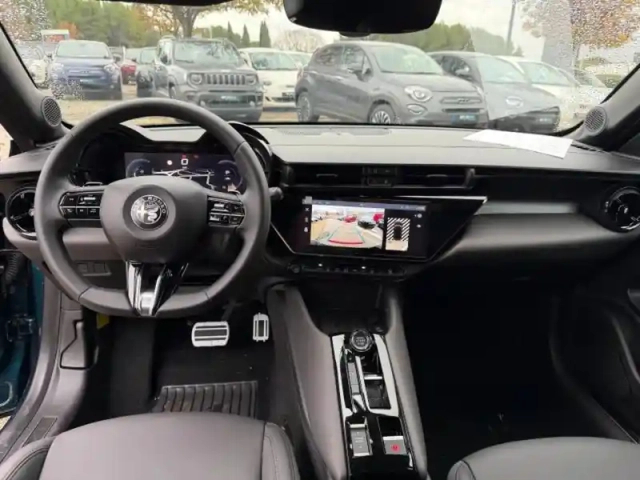 Alfa Romeo Junior 1.2 ibrida 145ch premium e-dct6 q4 — photo 7