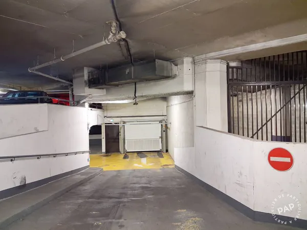 Garage/Parking