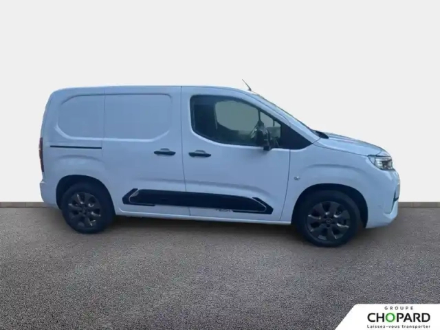 Opel Combo cargo m diesel 130 ch aut. — photo 9