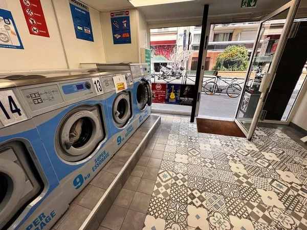 Local commercial 48 m²