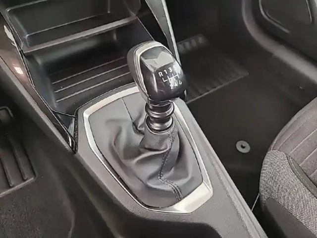 Peugeot 208 puretech 100 s&amp;s bvm6 — photo 14