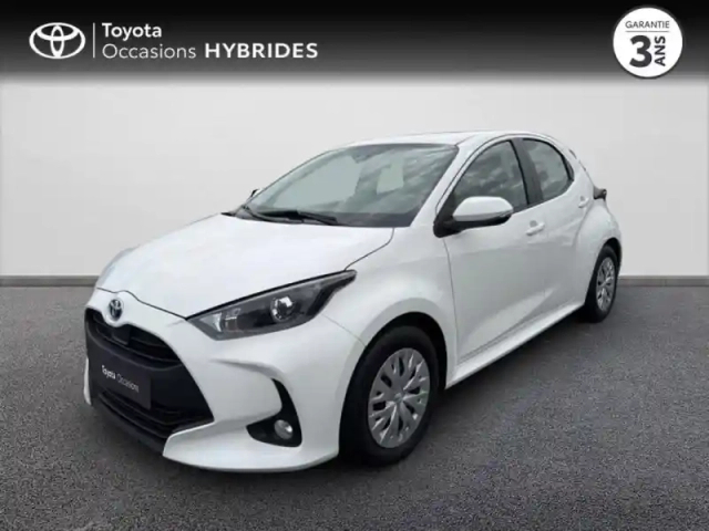 Toyota Yaris 116h dynamic 5p my22 — photo 1