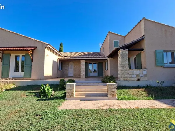 Villa 6 pièces 140 m²