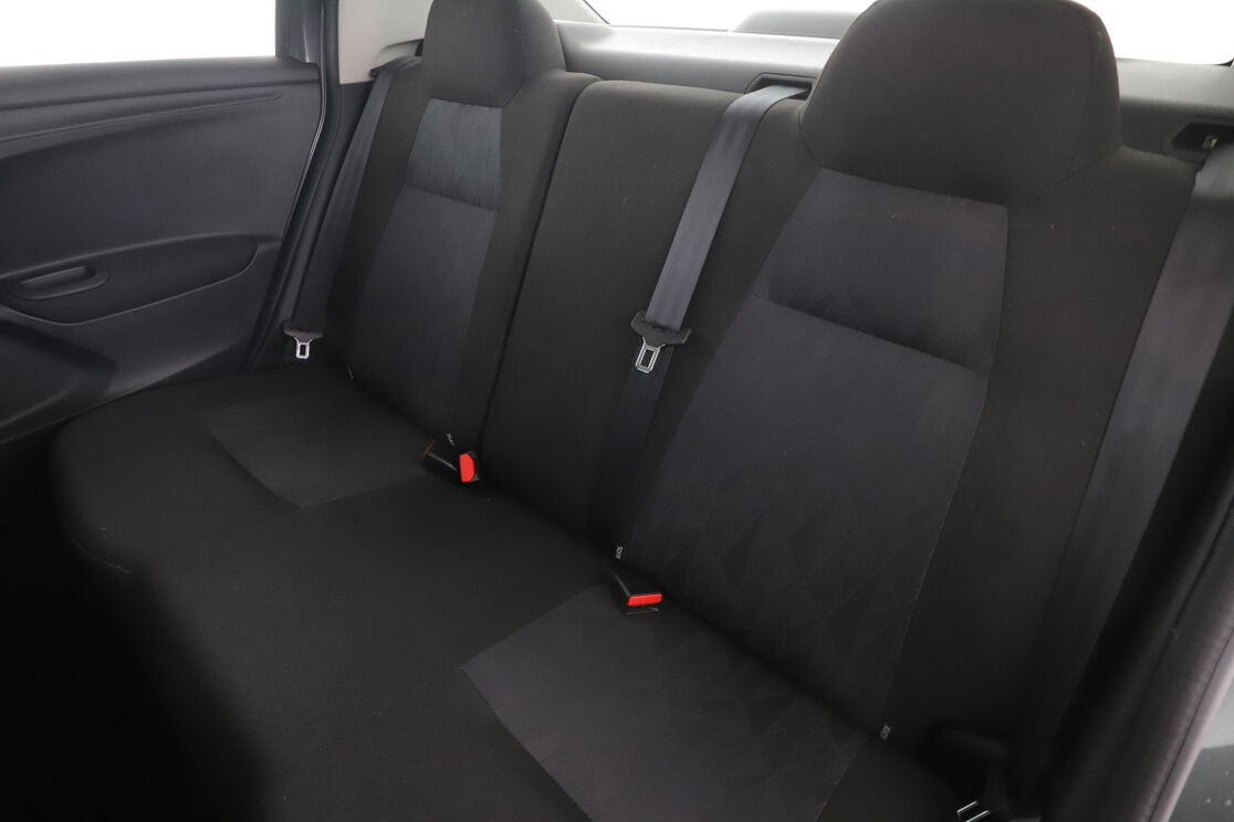 Citroen C-Elysée 1.6 Blue-HDi Confort — photo 13
