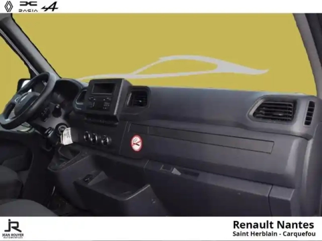 Renault Master fg f3500 l2h2 2.3 blue dci 135ch confort - 20490? ht — photo 11