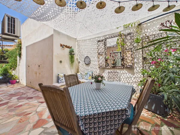 Ajaccio  T4 renove de 100 m2 avec jardin
