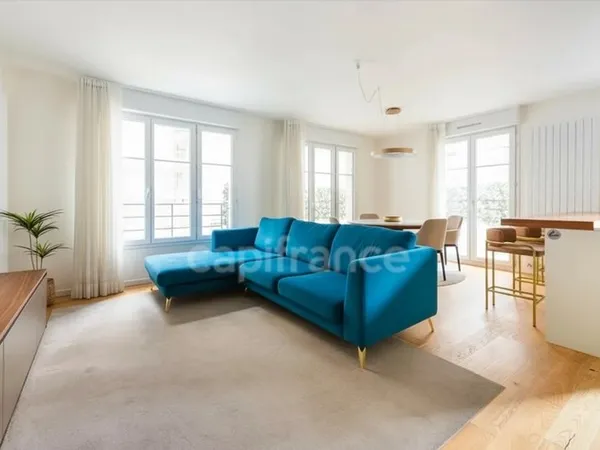 Appartement à vendre 3 pièces COURBEVOIE proche T2 (92)
