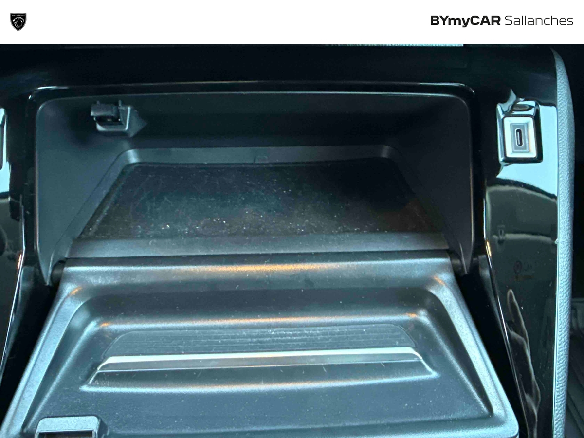 Peugeot 208 100 S&amp;S BVM6 — photo 20