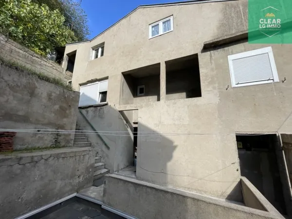 Maison 8 pièces 140 m²