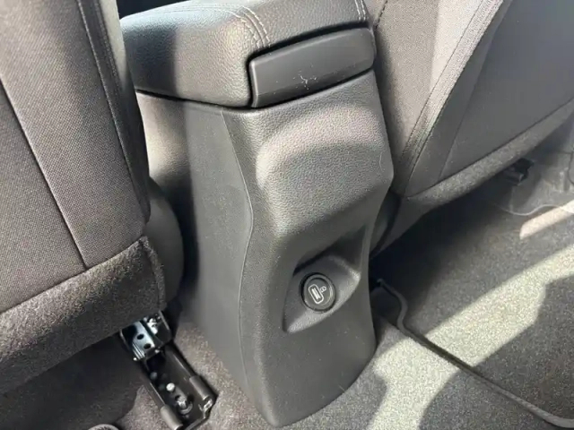 Kia Stonic 1.0 t-gdi 100 ch bvm6 — photo 30