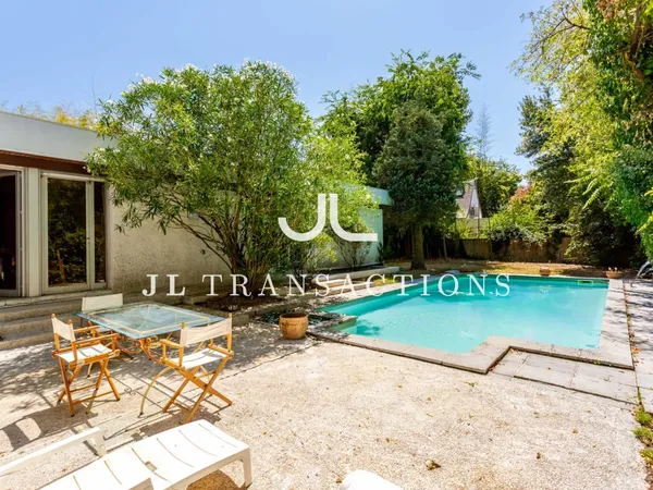 Vends maison d'architecte - 273 m² - 8 pièces, 4 chambres - Bordeaux 33200