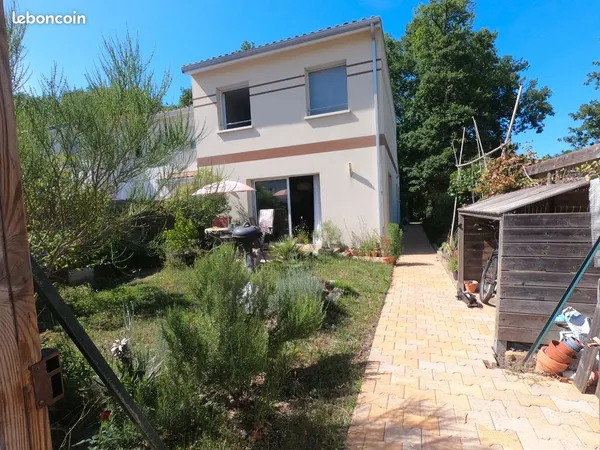 Maison 4 pièces · 100 m² · Saint​-​Médard​-​en​-​Jalles 33160 Quartier Corbiac - Gajac - Magudas