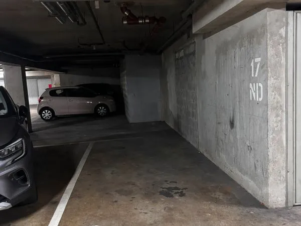 Place de parking à louer en sous-sol sécurisé - Annecy Hyper Centre