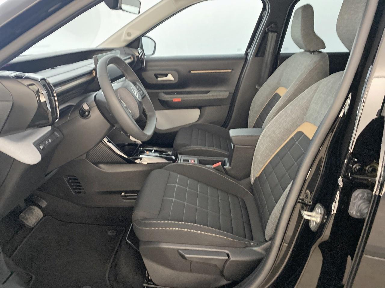Citroën C3 Aircross hybride 145 ch aut plus — photo 9