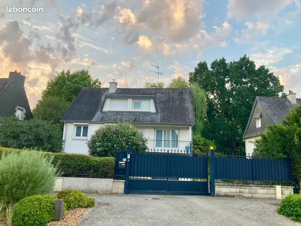 Betton 220m² - 3+ chambres, terrain clos de plus de 1000m²