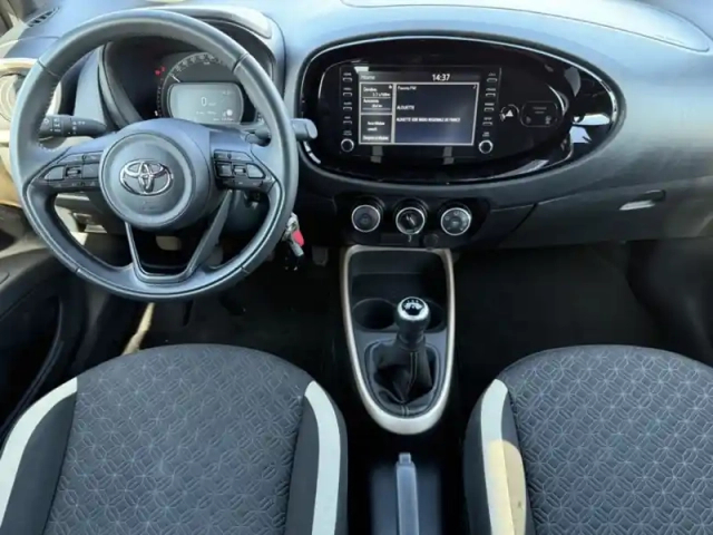Toyota Aygo 1.0 vvt-i 72 design — photo 4