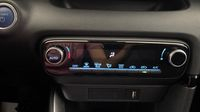 Toyota Yaris 116h Design 5p MY22 — photo 26