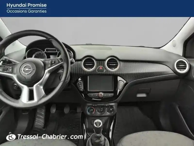 Opel Adam 1.4 twinport 87 ch s/s white edition — photo 10