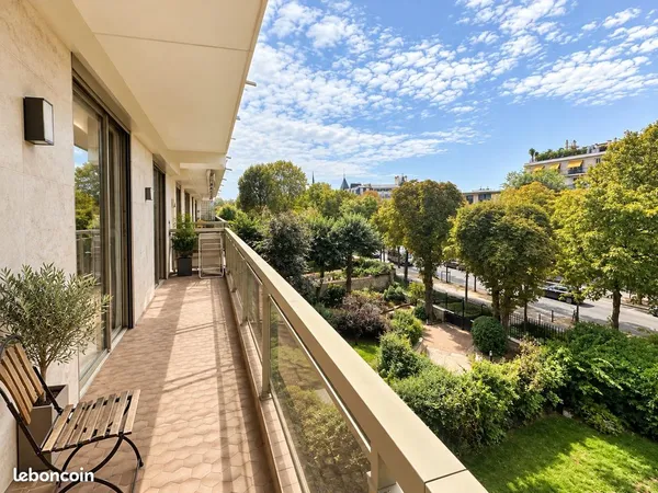 Appartement 4 pièces 165 m²