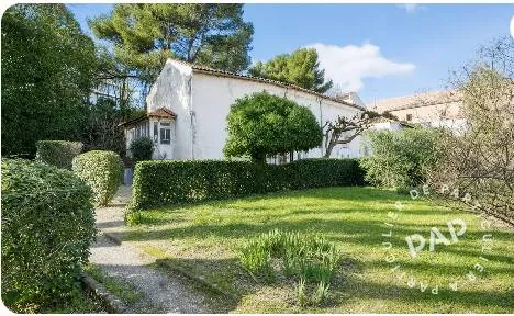 Immeuble 320 m²