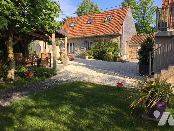 Maison 11 pièces 160 m²