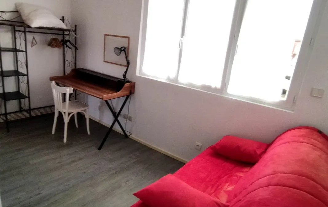 Photo 1