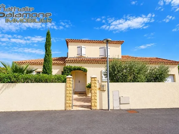 Maison - 157.5m ²
