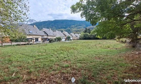 Terrain à bâtir