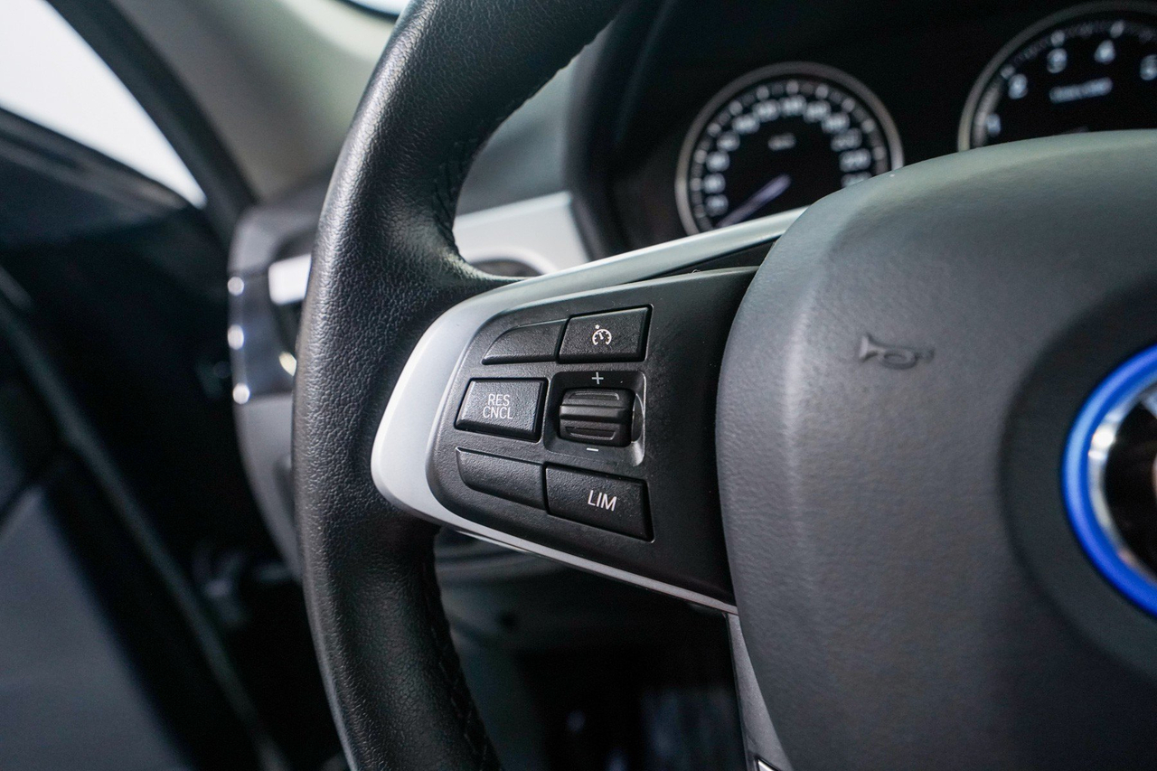 BMW X1 — photo 21